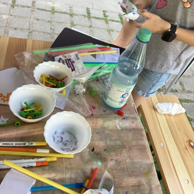 Bild vergr&ouml;&szlig;ern: Basteln von Windm&uuml;hlen